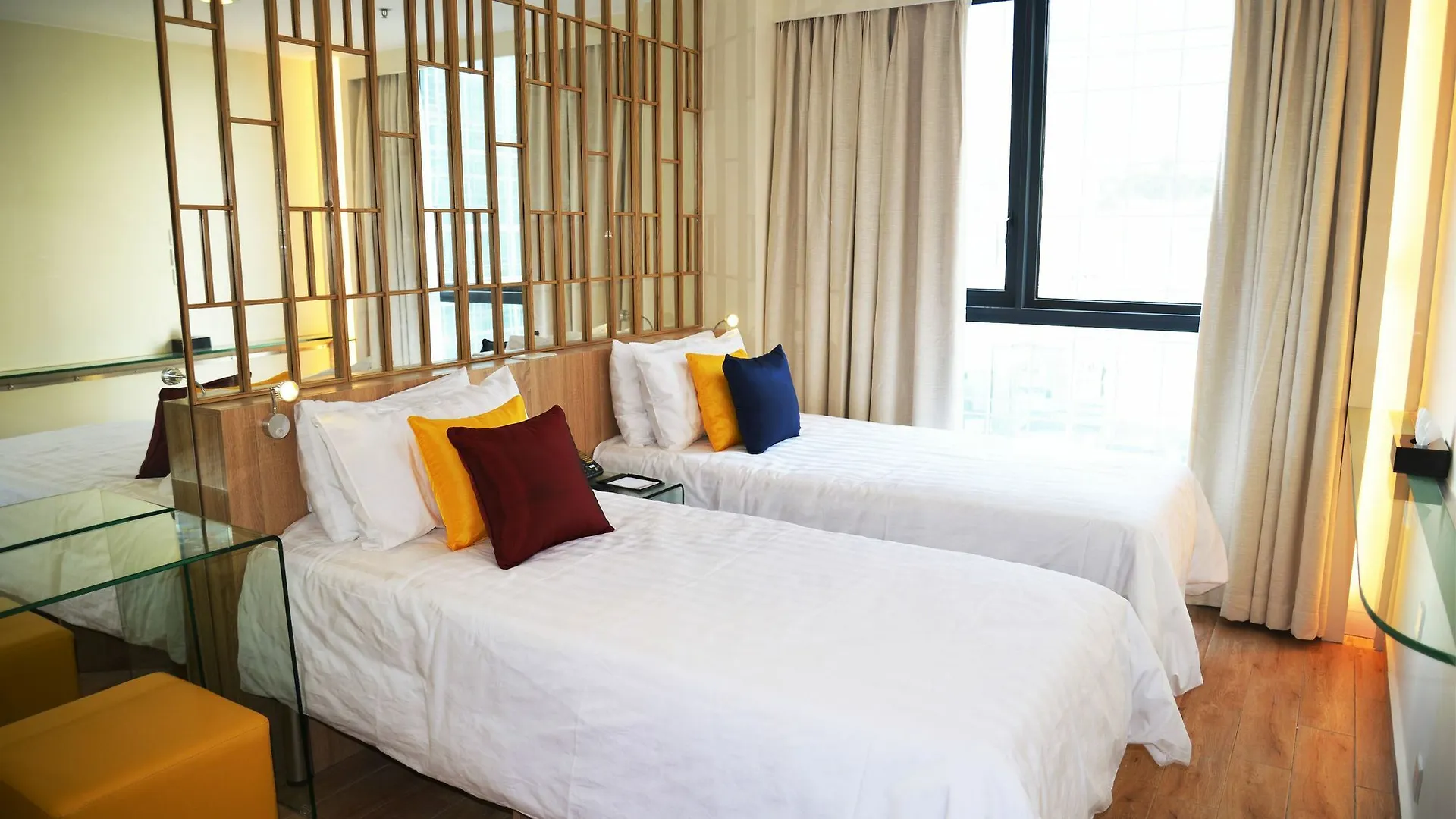 ***  Iw Hotel Hong Kong China