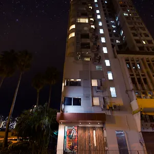 3* Hotel The Aberdeen Harbour By Ovolo